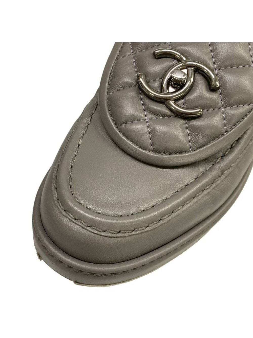 Chanel Loafers 37 C Gray Silver Turnlock Lambskin - Picture 14 of 14